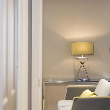 Roundthorn & Luxury Hotel