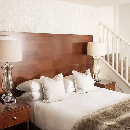 Roundthorn & Luxury