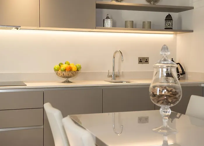 Otel Roundthorn & Luxury