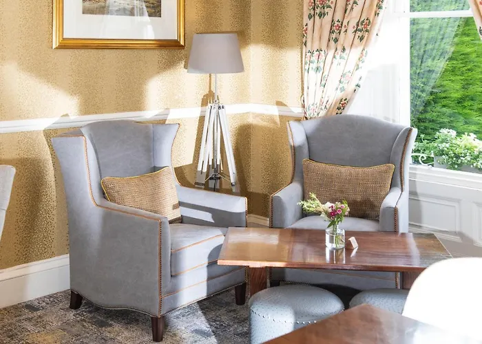 Roundthorn & Luxury Hotel