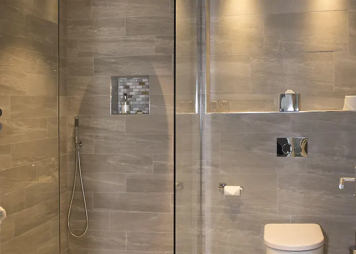 Hotel Roundthorn & Luxury