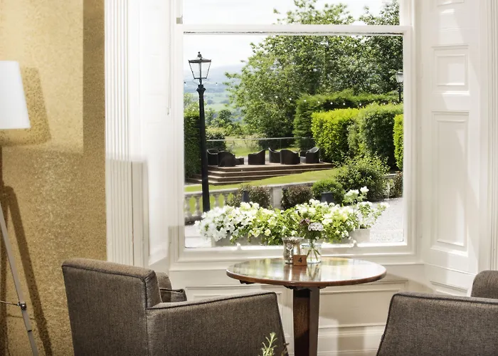 Roundthorn & Luxury Hotel 5*